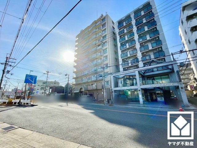 ユニハイム伏見の外観