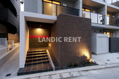 【エントランス】 | quador桜並木