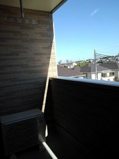 【バルコニー】 | ブライト・イースト