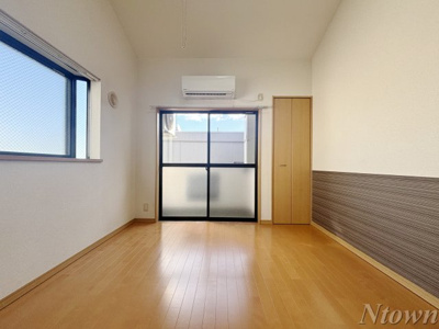 【居間・リビング】 | グレイス千種 | こちらの居間で趣味の時間をお楽しみください