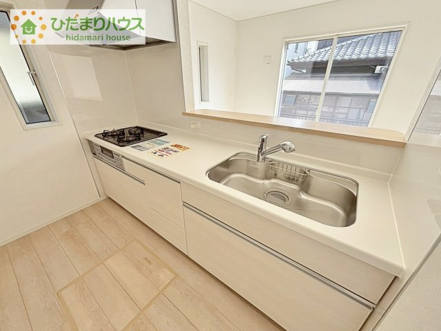 【キッチン】 | 守谷市松前台7丁目　新築戸建 | 料理をしながらでも、ご家族との会話を楽しめる対面式キッチン♪