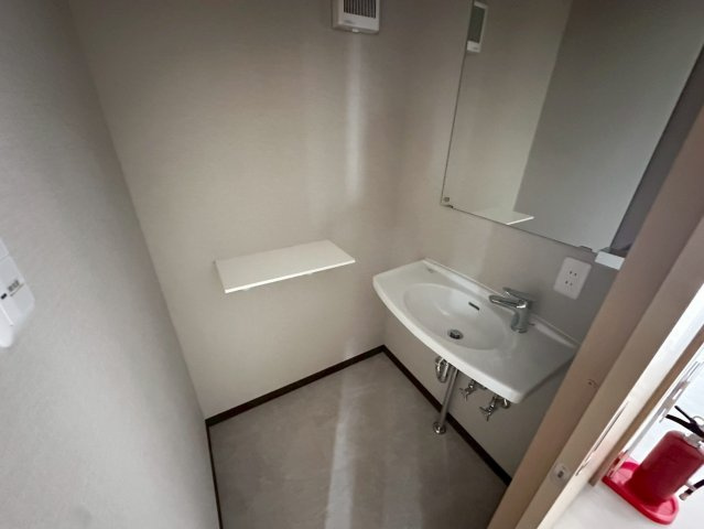 寿まこBidg．の洗面所