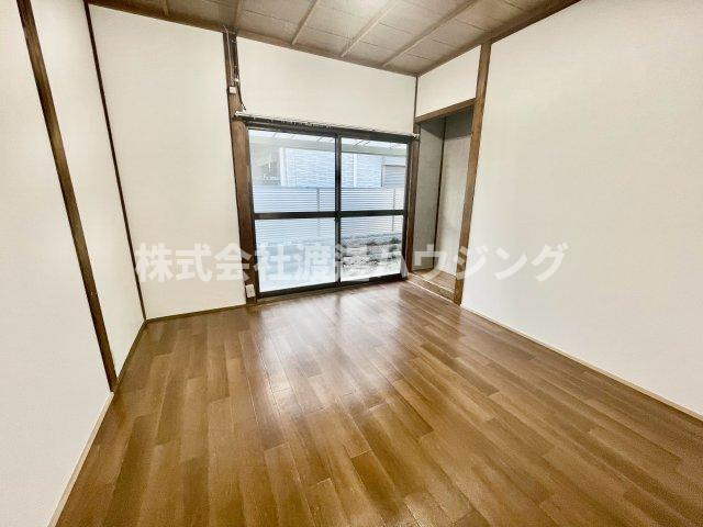 市役所側貸家の寝室