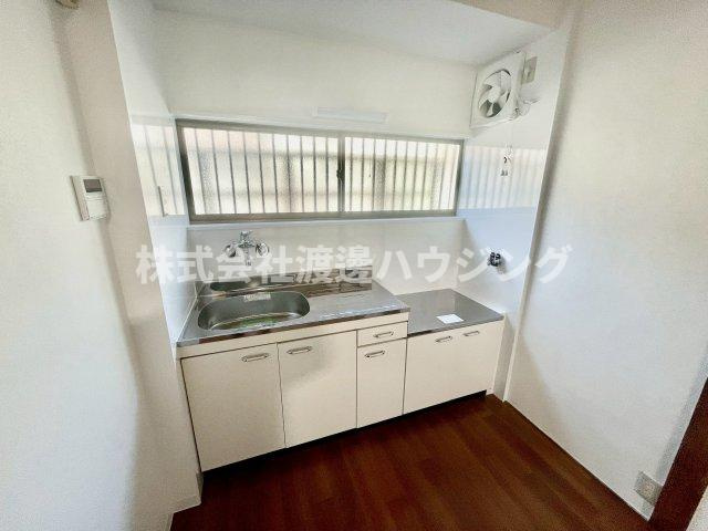 市役所側貸家のキッチン