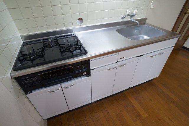 ヴァルヴェール生駒のキッチン