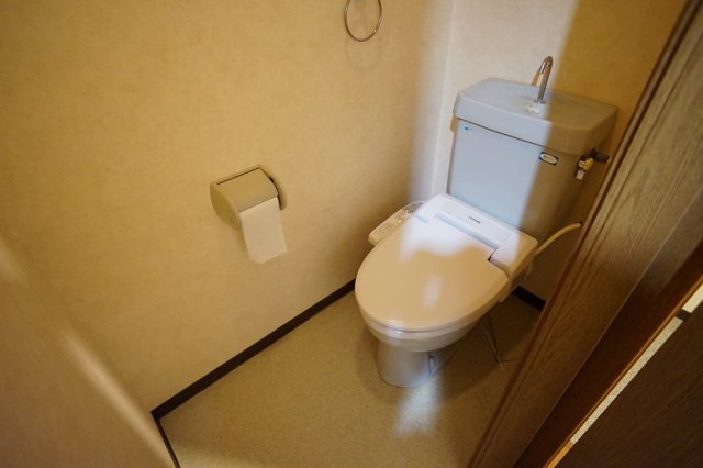 ヴァルヴェール生駒のトイレ