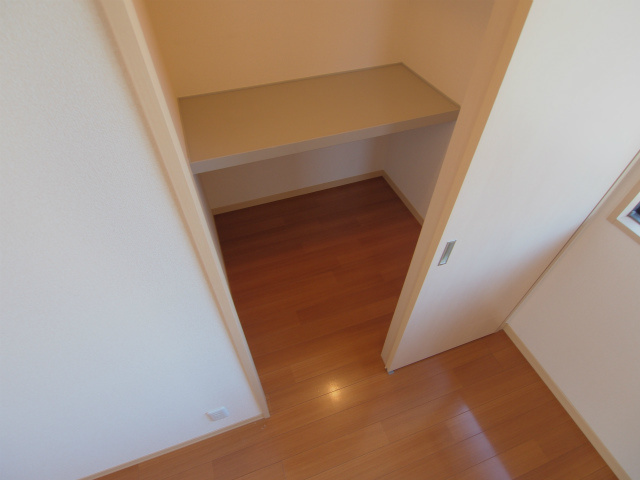 フィオレンテ　A棟の収納