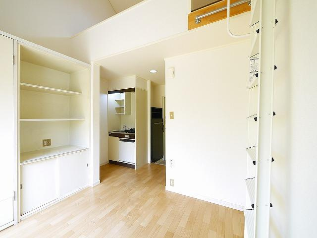 シングルモアの洋室|個人の部屋や寝室として使える洋室です