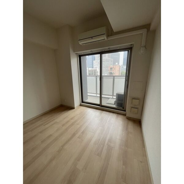 エスリード京橋のバルコニー