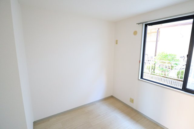 アルファ生駒の居間・リビング