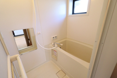 【浴室】 | メゾン森ＰａｒｔⅦ・Ⅷ | ユニットバス（小窓付）
