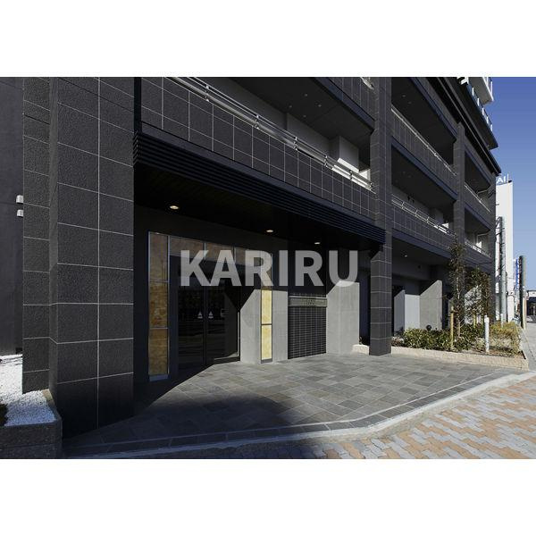 エステムプラザ京橋IIIリベルタのエントランス