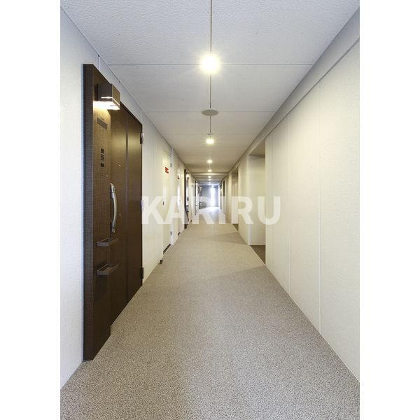 エステムプラザ京橋IIIリベルタのロビー