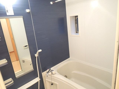 【浴室】 | セイバリ－ガ－デンⅠ | コンパクトで使いやすいお風呂です