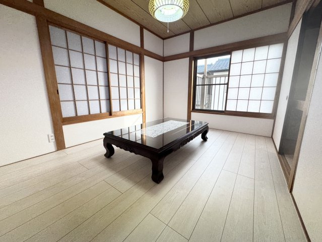 床暖房×都市ガス♪全リノベした日高市原宿の冬も快適なあったか住まいの洋室