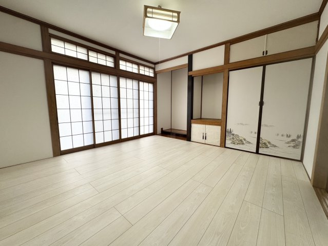 床暖房×都市ガス♪全リノベした日高市原宿の冬も快適なあったか住まいの洋室