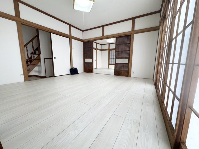 床暖房×都市ガス♪全リノベした日高市原宿の冬も快適なあったか住まいの洋室