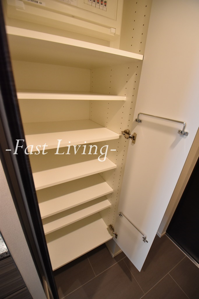 パークハビオ平河町の玄関