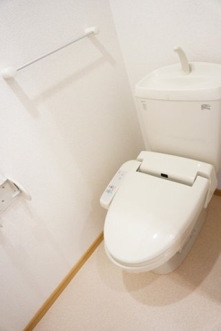 サンモリッツ　Ｃのトイレ|ゆったりとした空間のトイレです