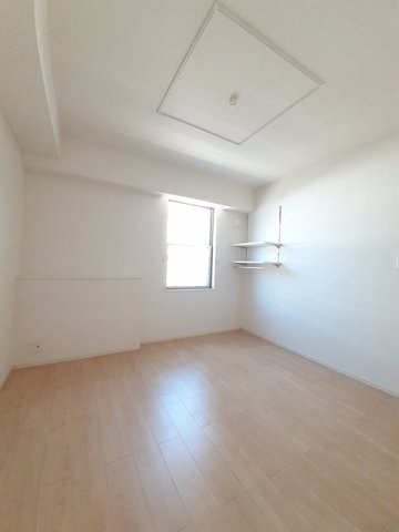 フレグランスの内装|内装は落ち着いています