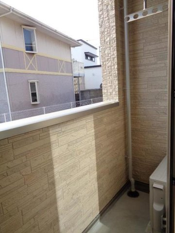 シュエットのバルコニー|お洗濯にも便利なバルコニー付き