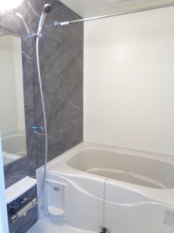 シュエットの浴室|落ち着いた空間のお風呂です