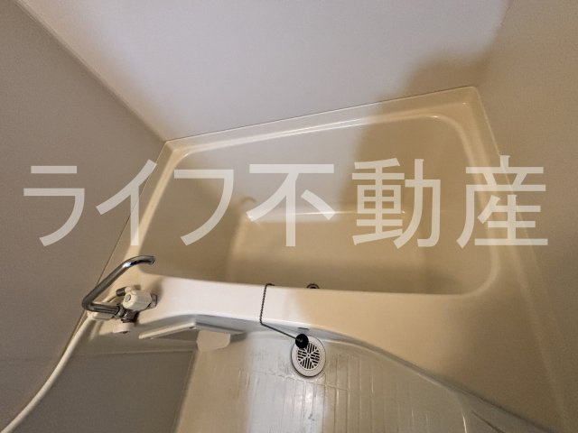 リバーサイド金岡五番館の浴室|ゆったり過ごせるお風呂です