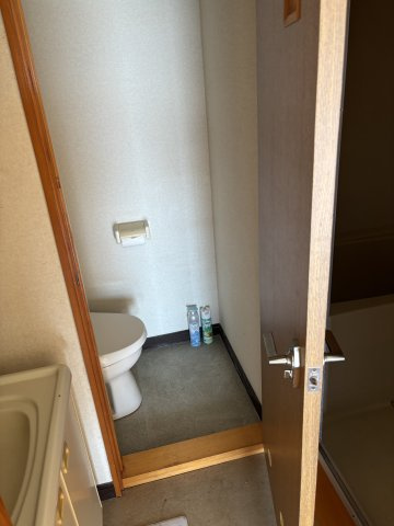 ニイジマ事務所のトイレ|２F南西部屋トイレ