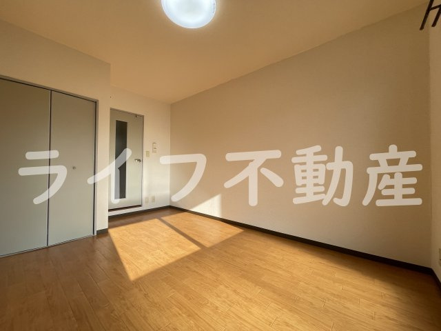 リバーサイド金岡の居間・リビング