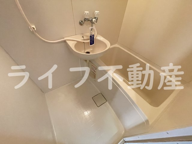 リバーサイド金岡の浴室