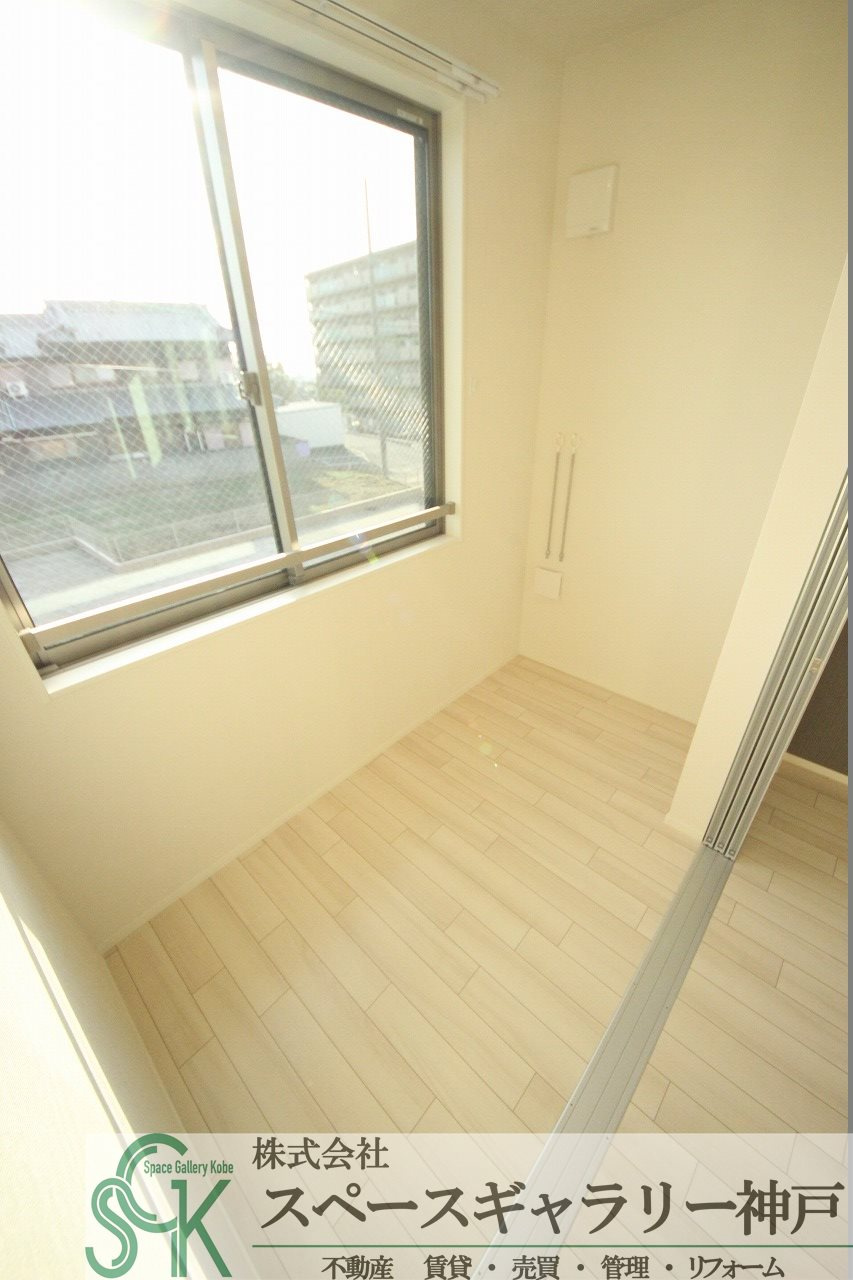 ルミナスピュア神戸のバルコニー|※お部屋により仕様が異なる場合があります※