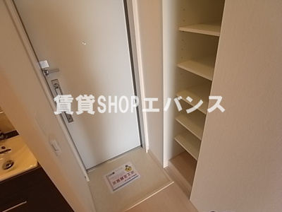 【玄関】 | リブリ・ウインド