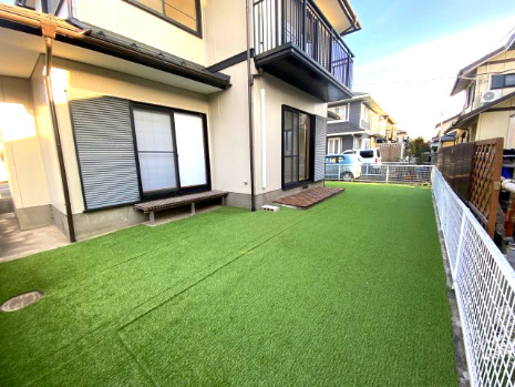 上尾市中妻4丁目の庭|明るく広い庭です。