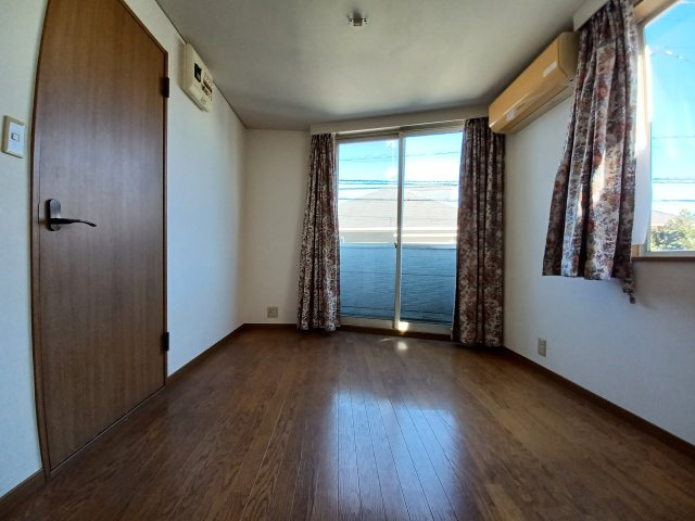 大井7丁目戸建の洋室