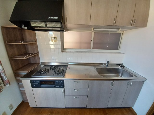 大井7丁目戸建のキッチン