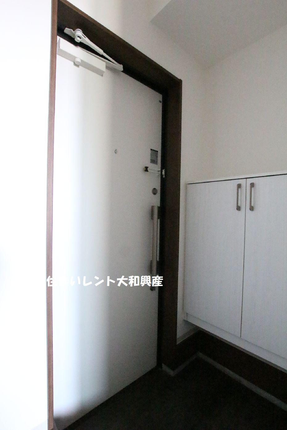 スマートヴィラ　ウノモリの玄関