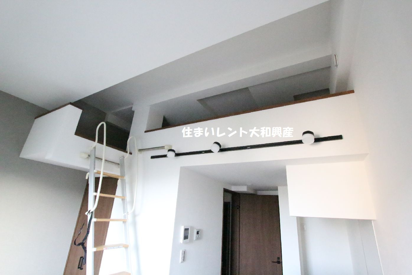 スマートヴィラ　ウノモリの洋室