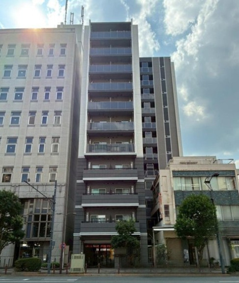 【外観】 | クレイシア・ヴァースクレイシアIDZ王子マークプレイス | 陽光浴びる外観がシンプルな外観をより際立たせ、人々の記憶に存在感を植え付けます。