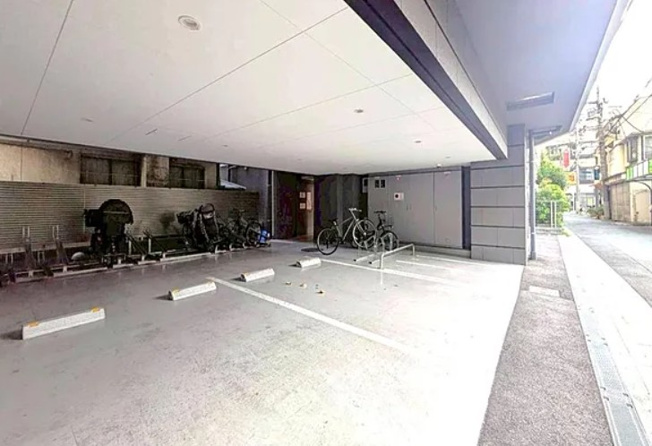 【駐車場】 | クレイシア・ヴァースクレイシアIDZ王子マークプレイス | 自走式の駐車場がありますので、車必須のかたには、安心です。