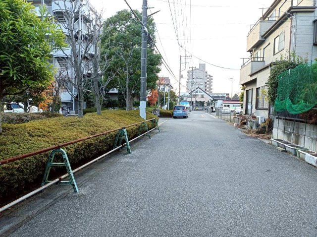 メイツ草加のその他|前面道路