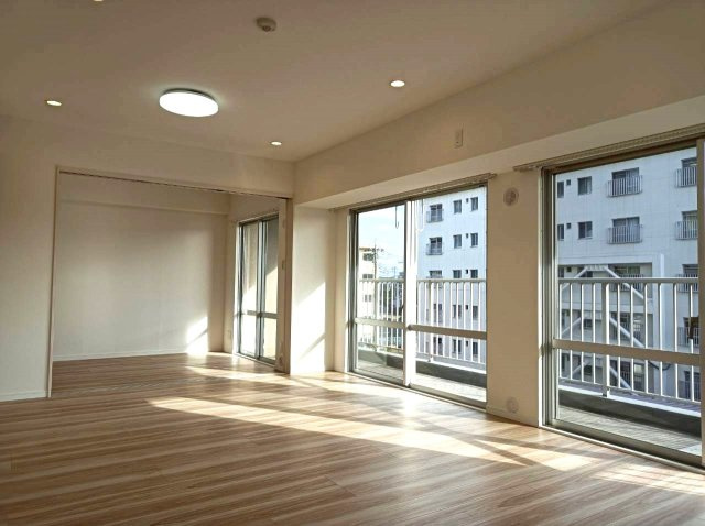 メイツ草加の居間・リビング