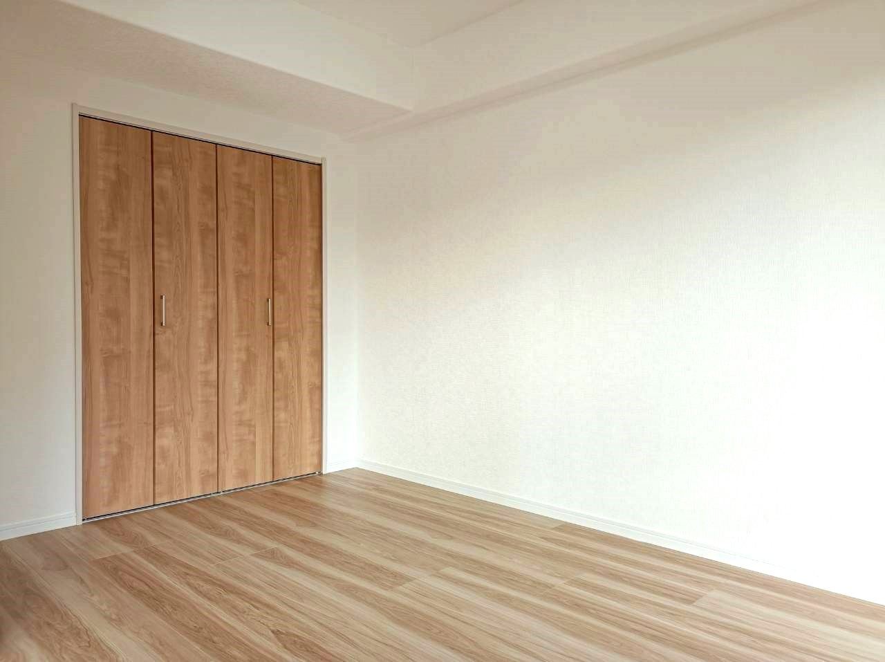 メイツ草加の洋室