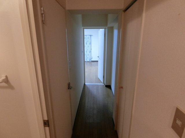 レヂオンス東府中の玄関|玄関です。(2025年12月撮影)