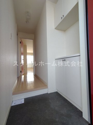 【玄関】 | メゾンドユウゼン | イメージ写真です。