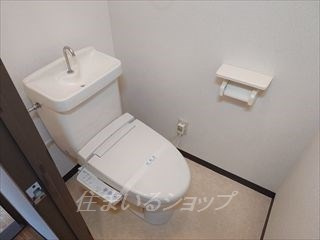サンパレス香川のトイレ|シャワートイレ
