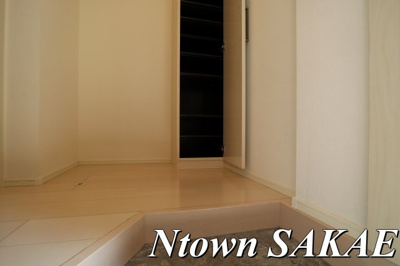 【玄関】 | ヴィオラ大幸 | ゆったりとした玄関です