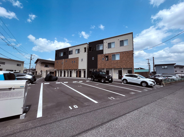 メゾンドリヴァージュA棟