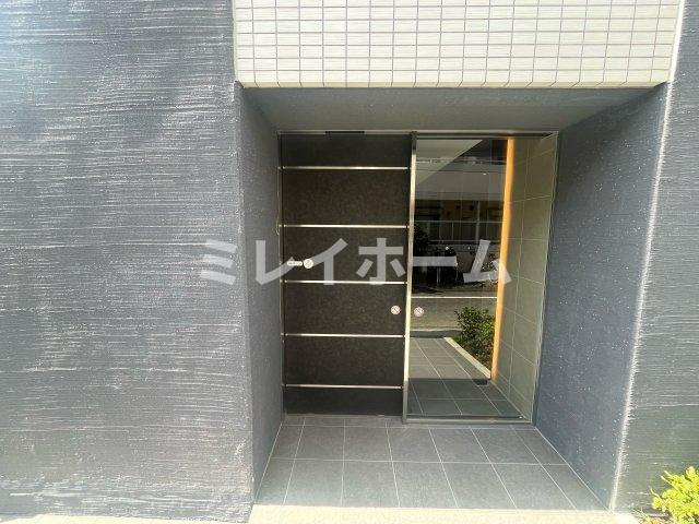 エスグランデ大森のエントランス