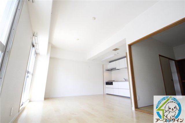 サンタウン明石ウエストの居間・リビング|※類似写真