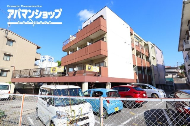 フェリス東生駒の外観